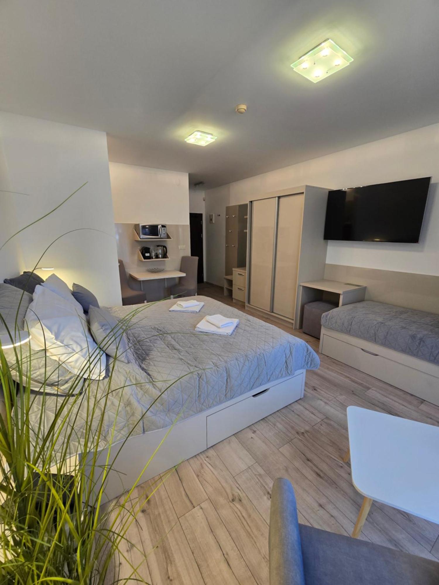 Apartman Elizabeth Bešeňová Eksteriør bilde